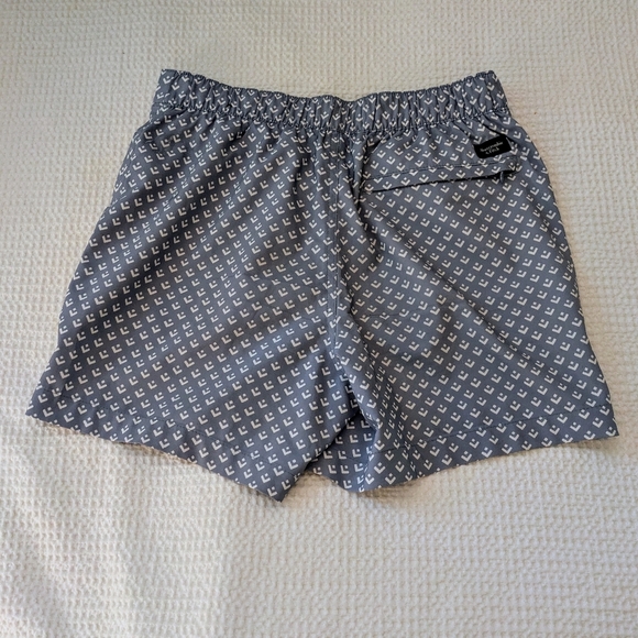 Abercrombie & Fitch Gray Geometric Swim Trunks Shorts XS Mens - Picture 4 of 4